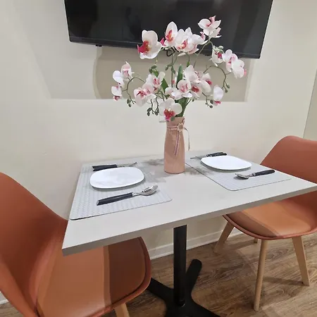 Bazaar With Parking 4* Tirana