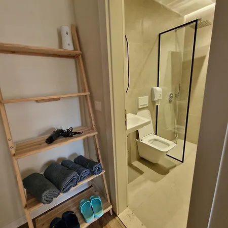 Bazaar With Parking 4* Tirana